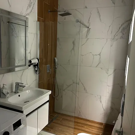 Apartament Milas House *
